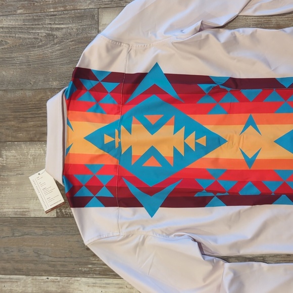 RANCH DRESS'N Fallon Taylor "Atoka" white/blue Performance rodeo shirt sz L NWT - Picture 9 of 11